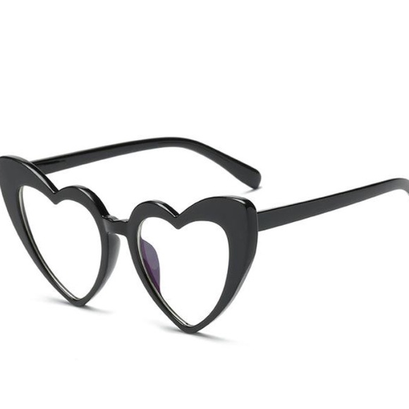 Heart Shaped Sunglasses - Picture 5 of 7